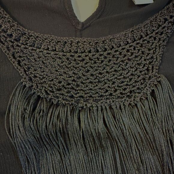 Catherines 1X Pretty Black Loose Fitting Lightweight Top Fringe & Crocheted Neck - Picture 7 of 11